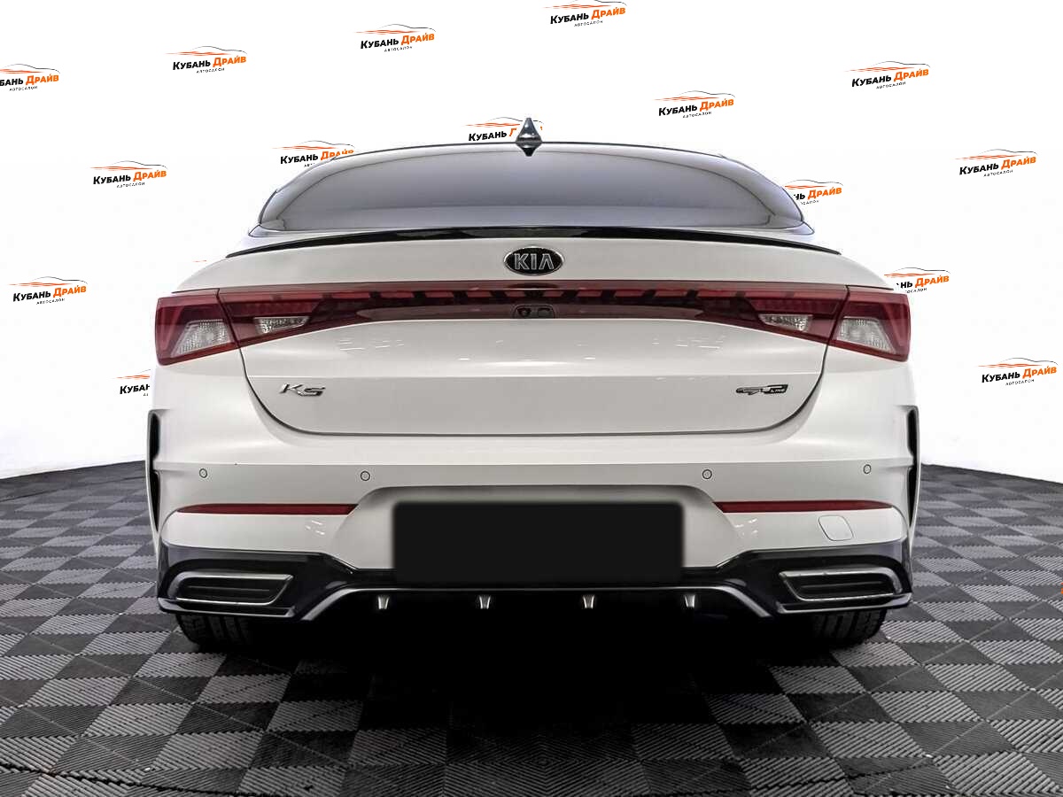 Kia K5 2021 года с пробегом. Фото: #5