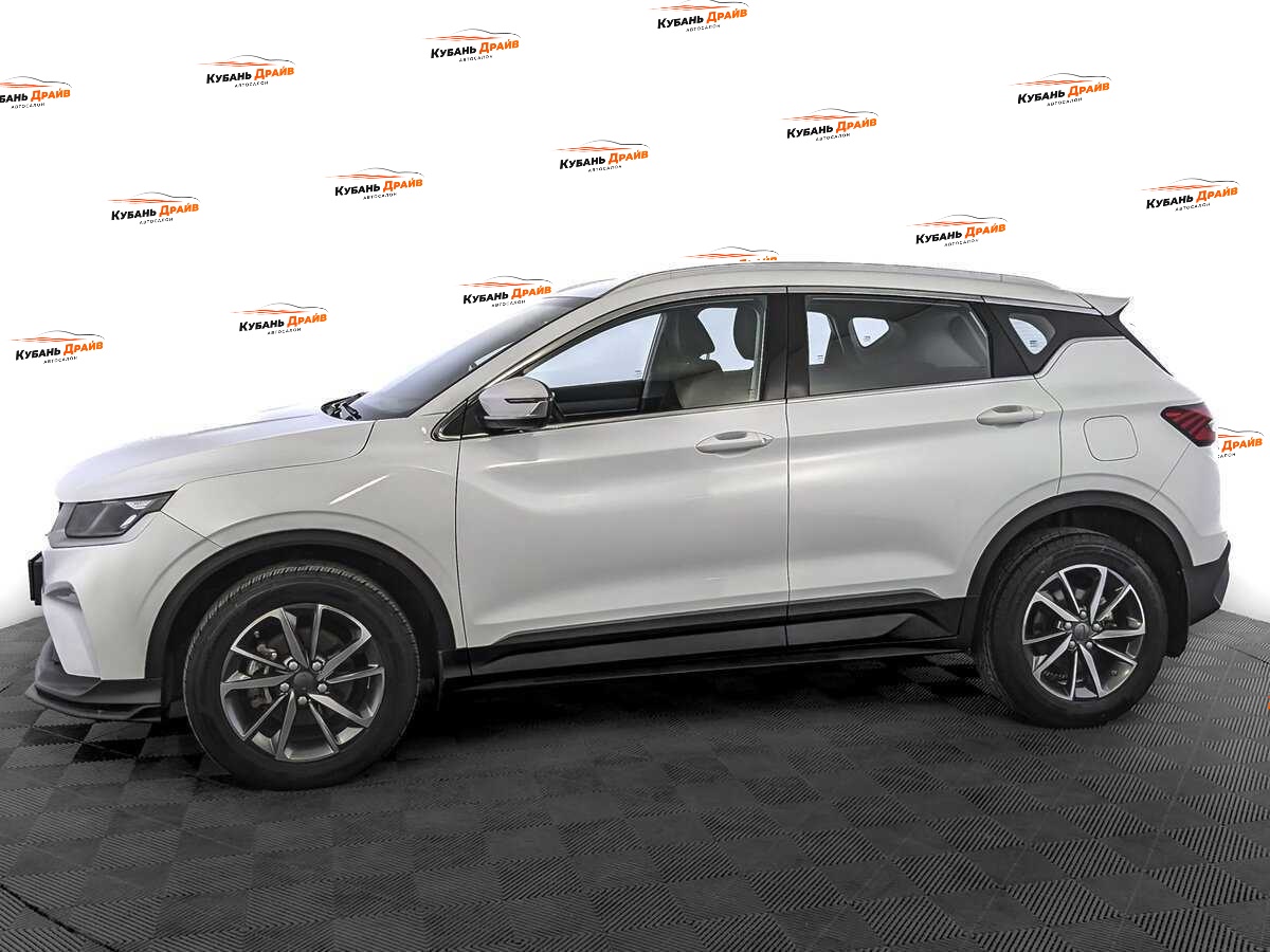 Geely Coolray 2023 года с пробегом. Фото: #7