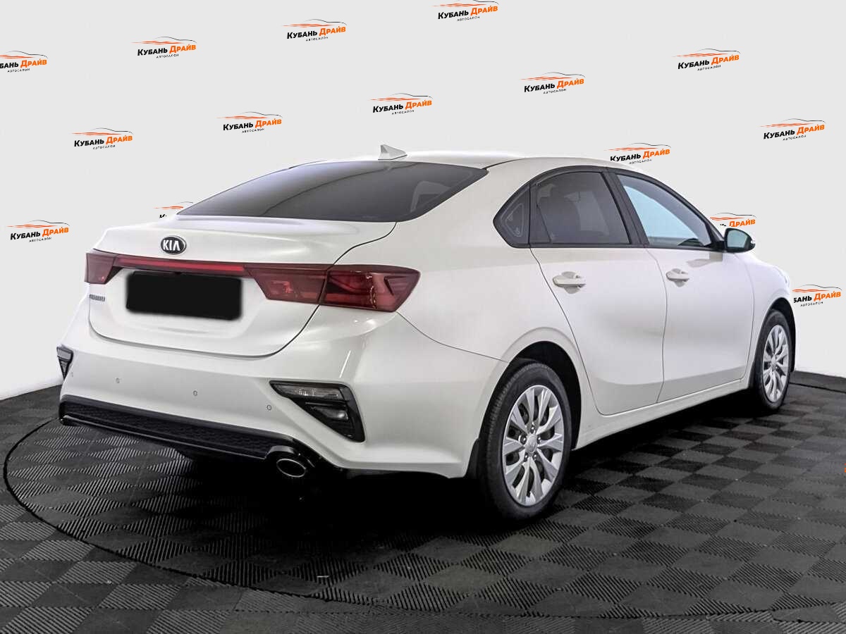 Kia Cerato 2020 года с пробегом. Фото: #4