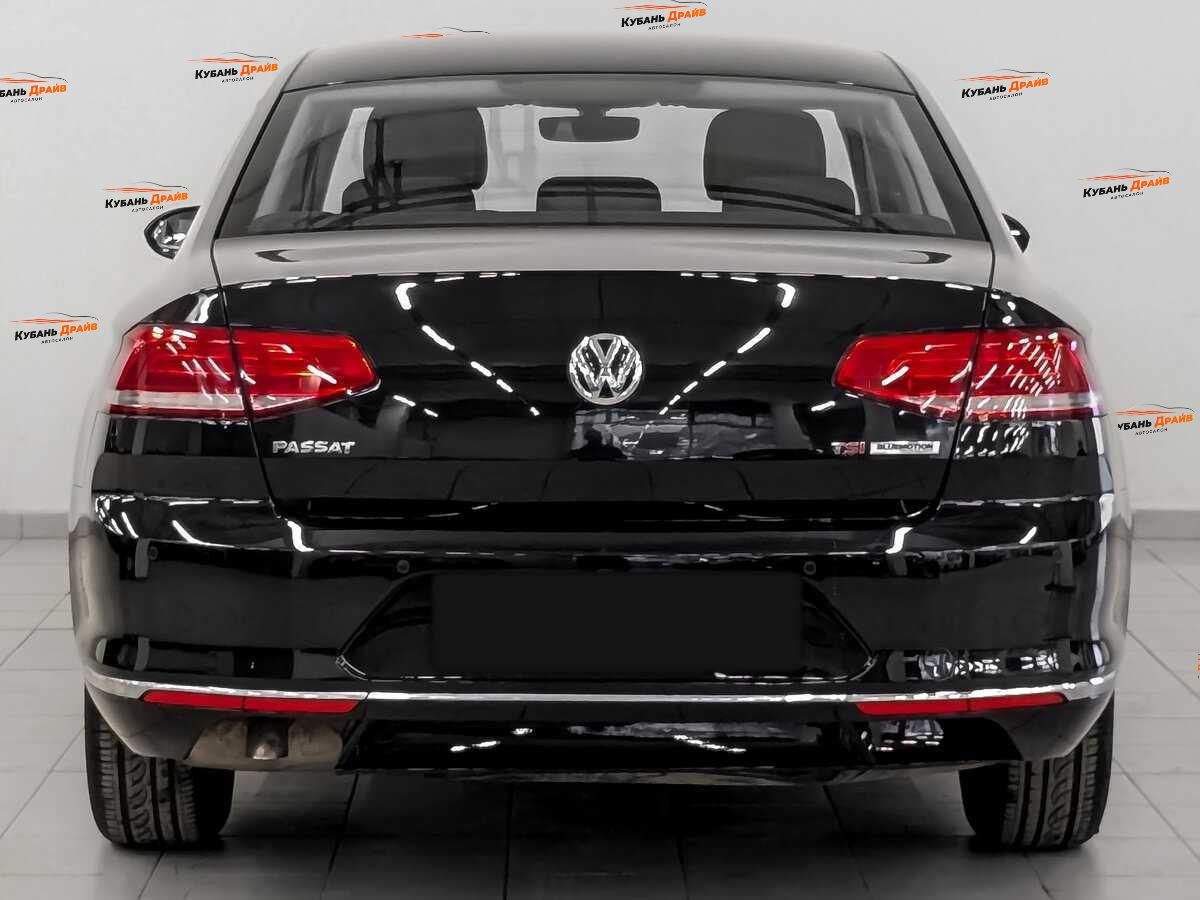 Volkswagen Passat 2016 года с пробегом. Фото: #5