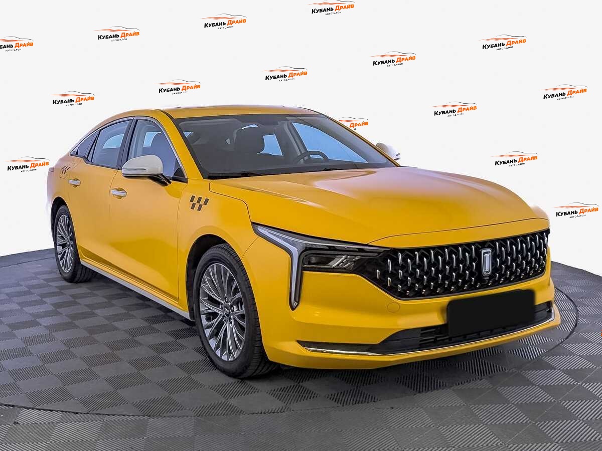 FAW Bestune B70 2023 года с пробегом. Фото: #2