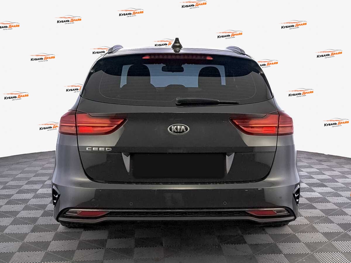 Kia Ceed 2020 года с пробегом. Фото: #5
