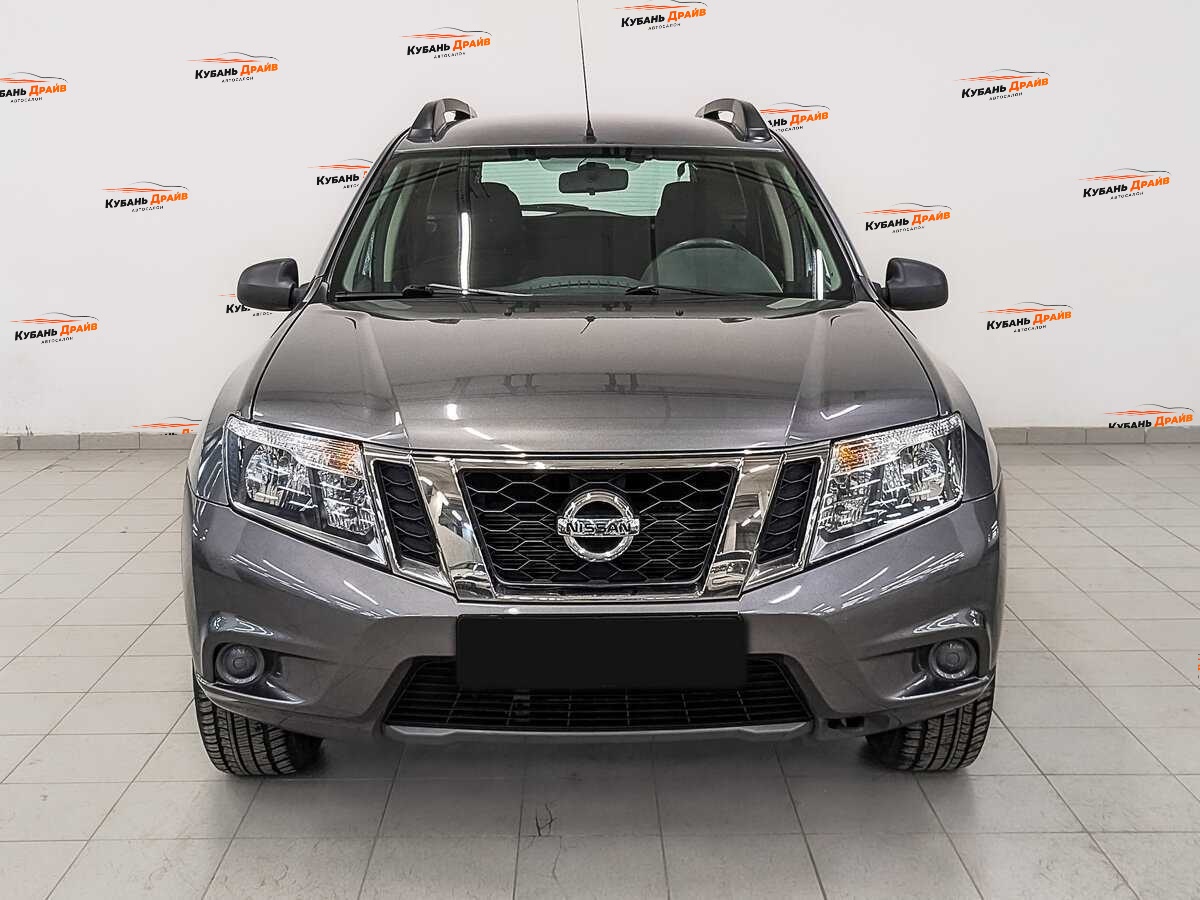 Nissan Terrano 2015 года с пробегом. Фото: #1