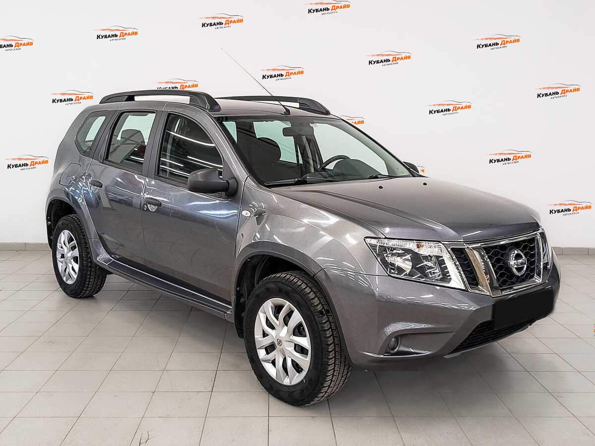 Nissan Terrano 2015 года с пробегом. Фото: #2