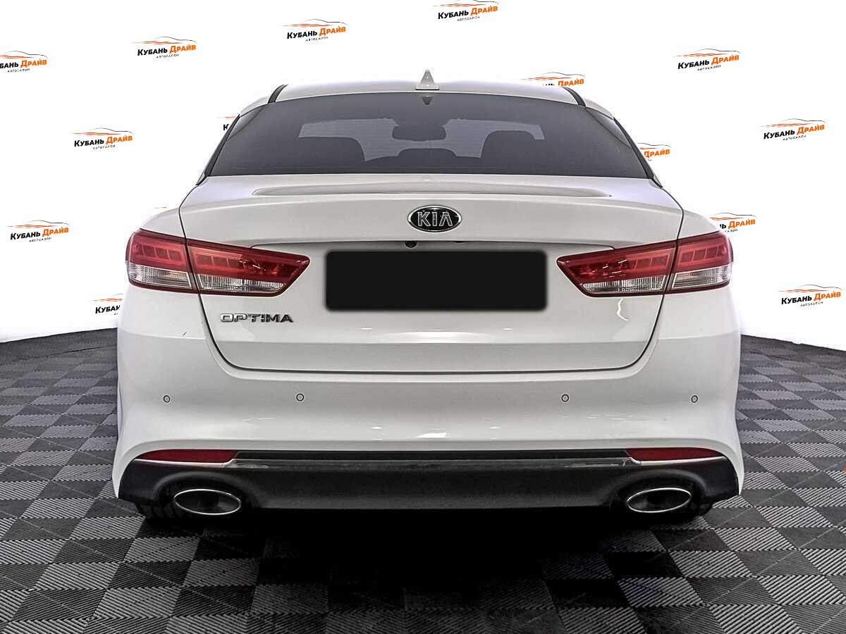 Kia Optima 2017 года с пробегом. Фото: #5