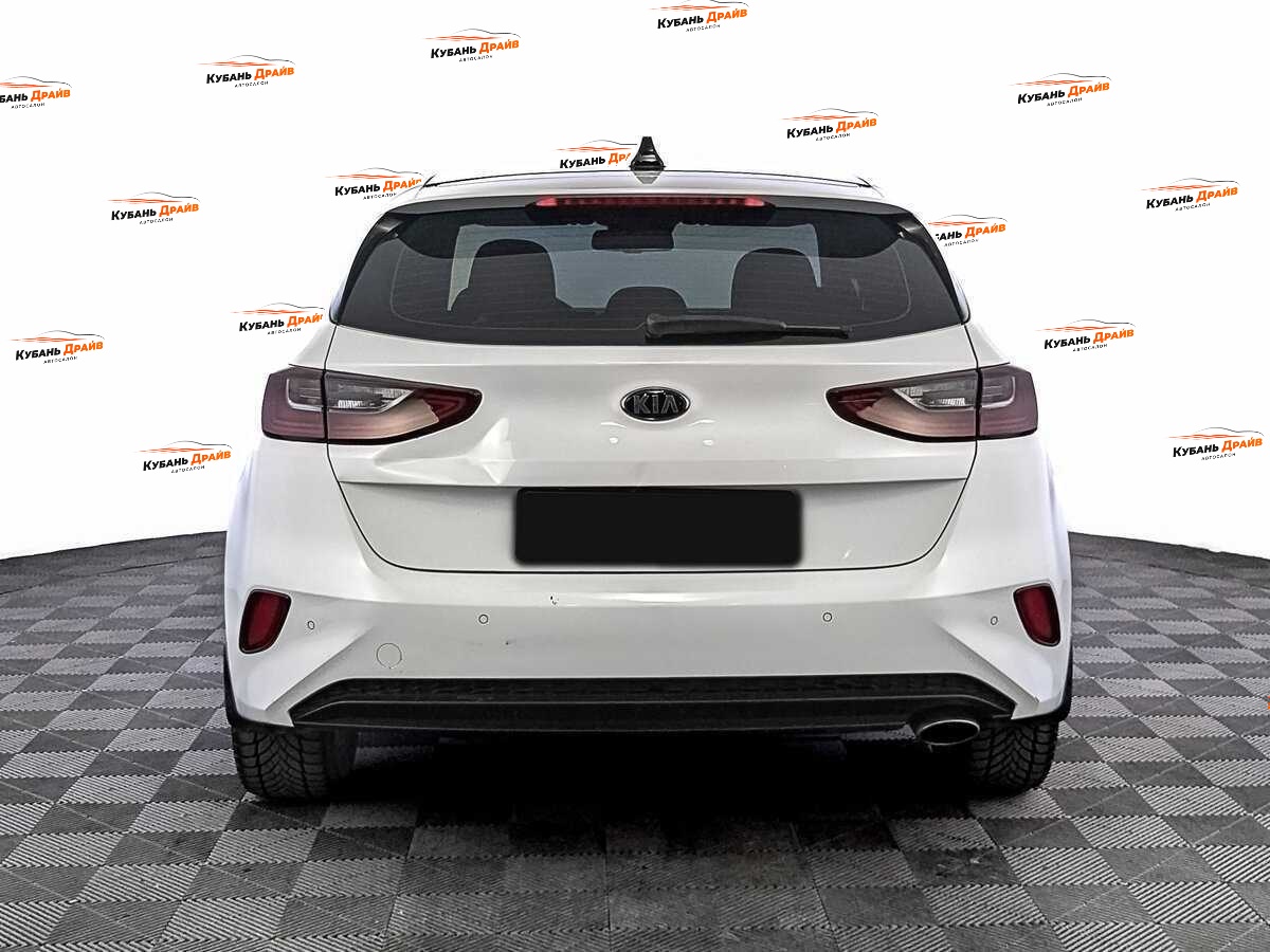 Kia Ceed 2019 года с пробегом. Фото: #5