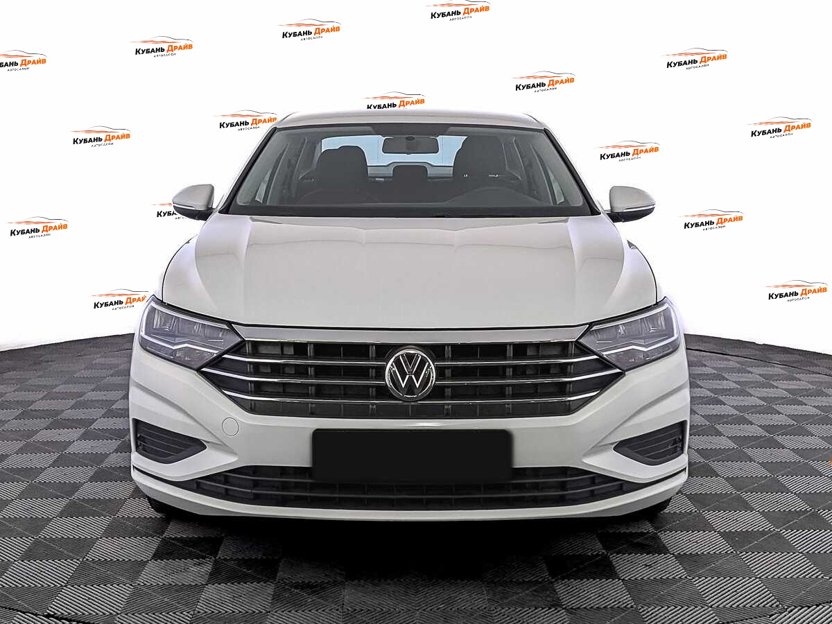Volkswagen Jetta 2020 года с пробегом. Фото: #1