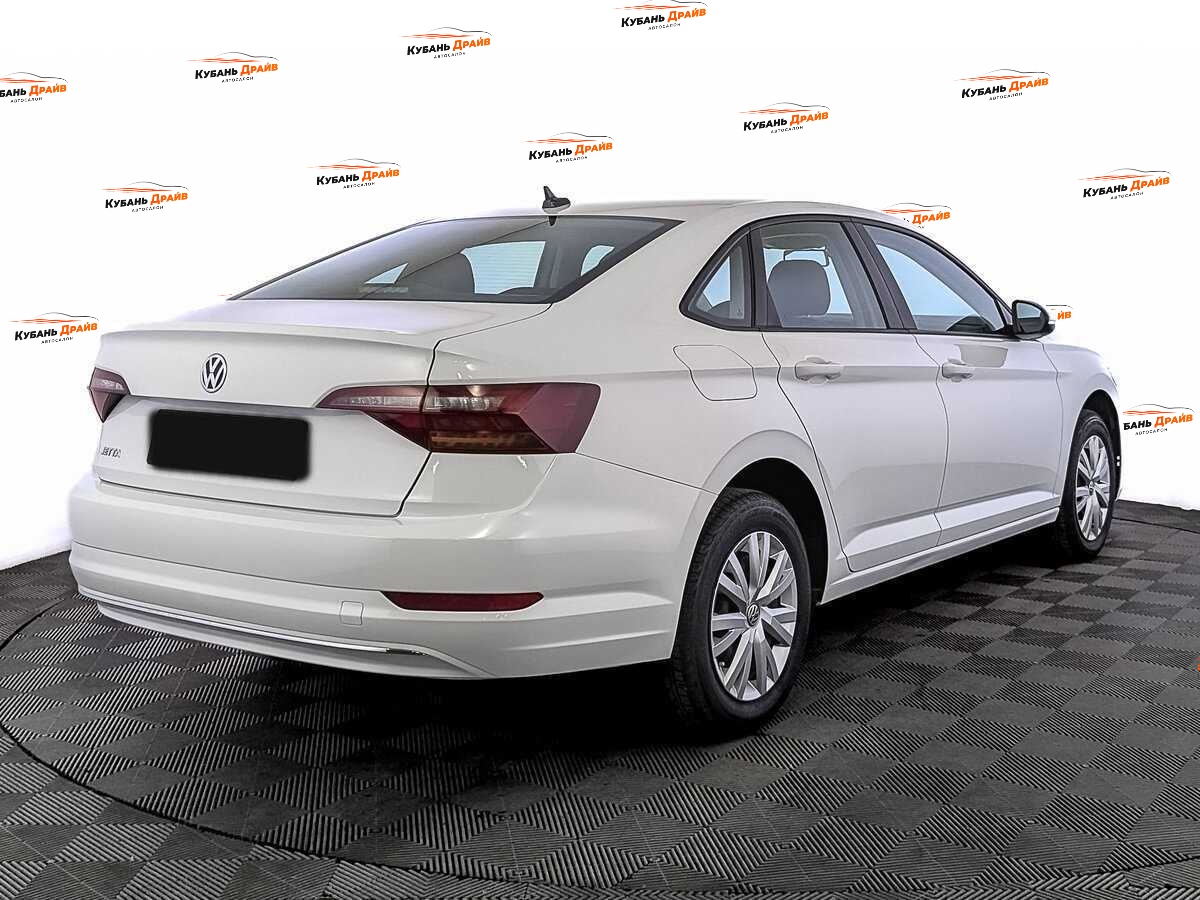 Volkswagen Jetta 2020 года с пробегом. Фото: #4
