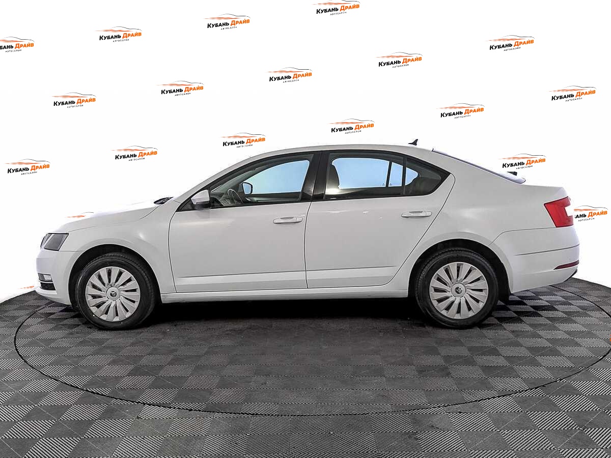 Skoda Octavia 2019 года с пробегом. Фото: #7
