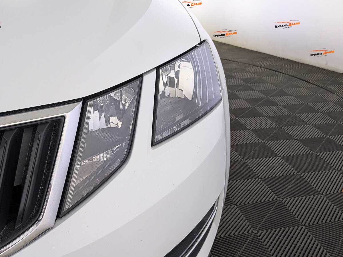 Skoda Octavia 2019 года с пробегом. Фото: #10
