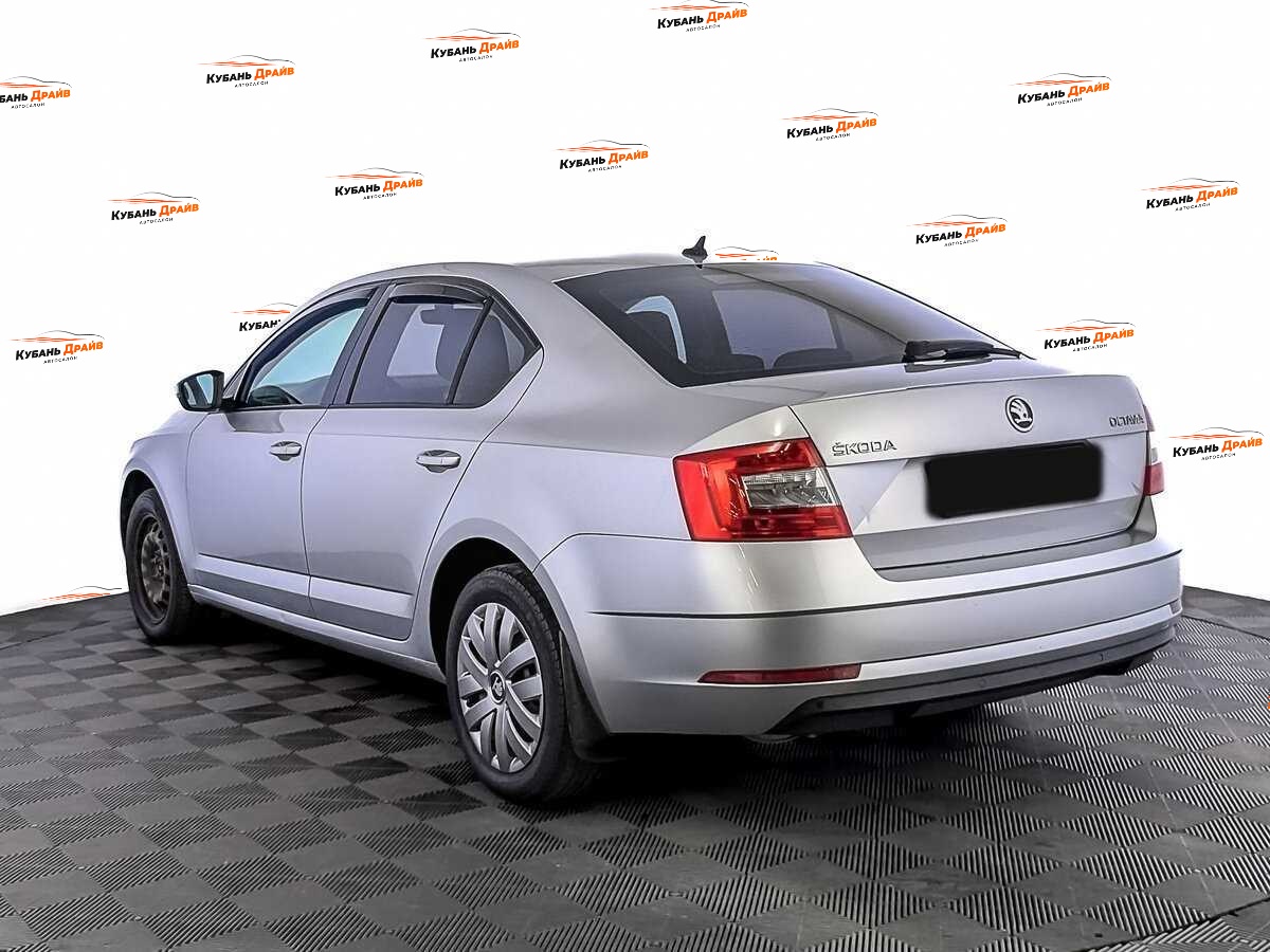 Skoda Octavia 2018 года с пробегом. Фото: #6