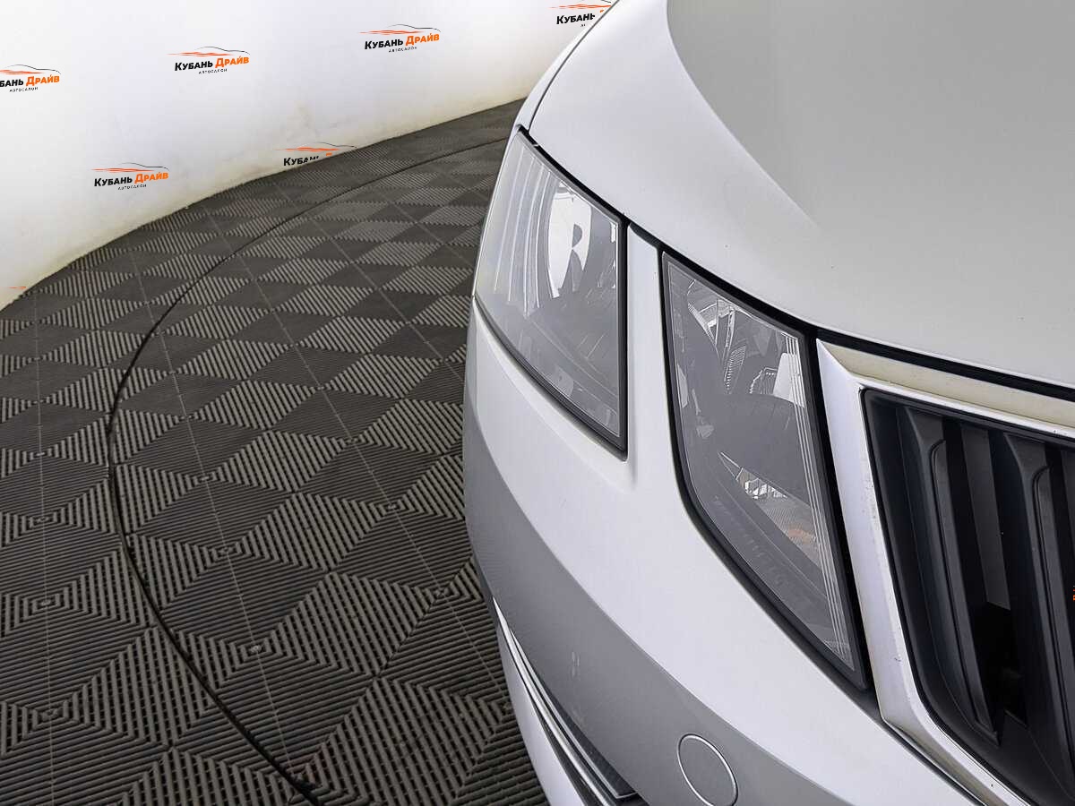 Skoda Octavia 2018 года с пробегом. Фото: #10