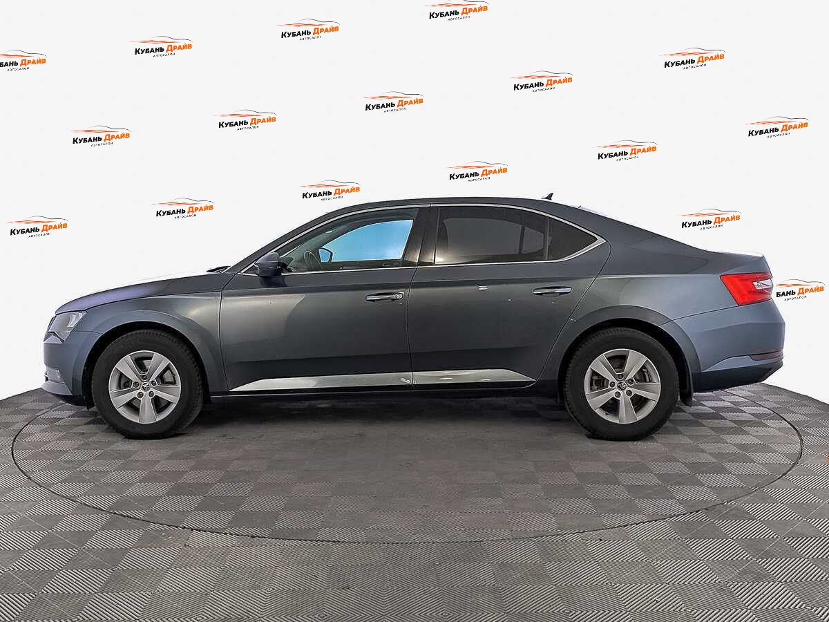 Skoda Superb 2019 года с пробегом. Фото: #7