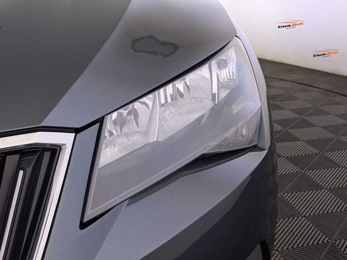 Skoda Superb 2019 года с пробегом. Фото: #10