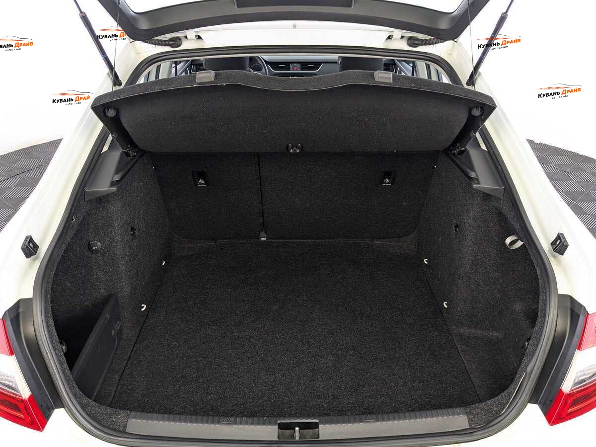 Skoda Octavia 2019 года с пробегом. Фото: #9