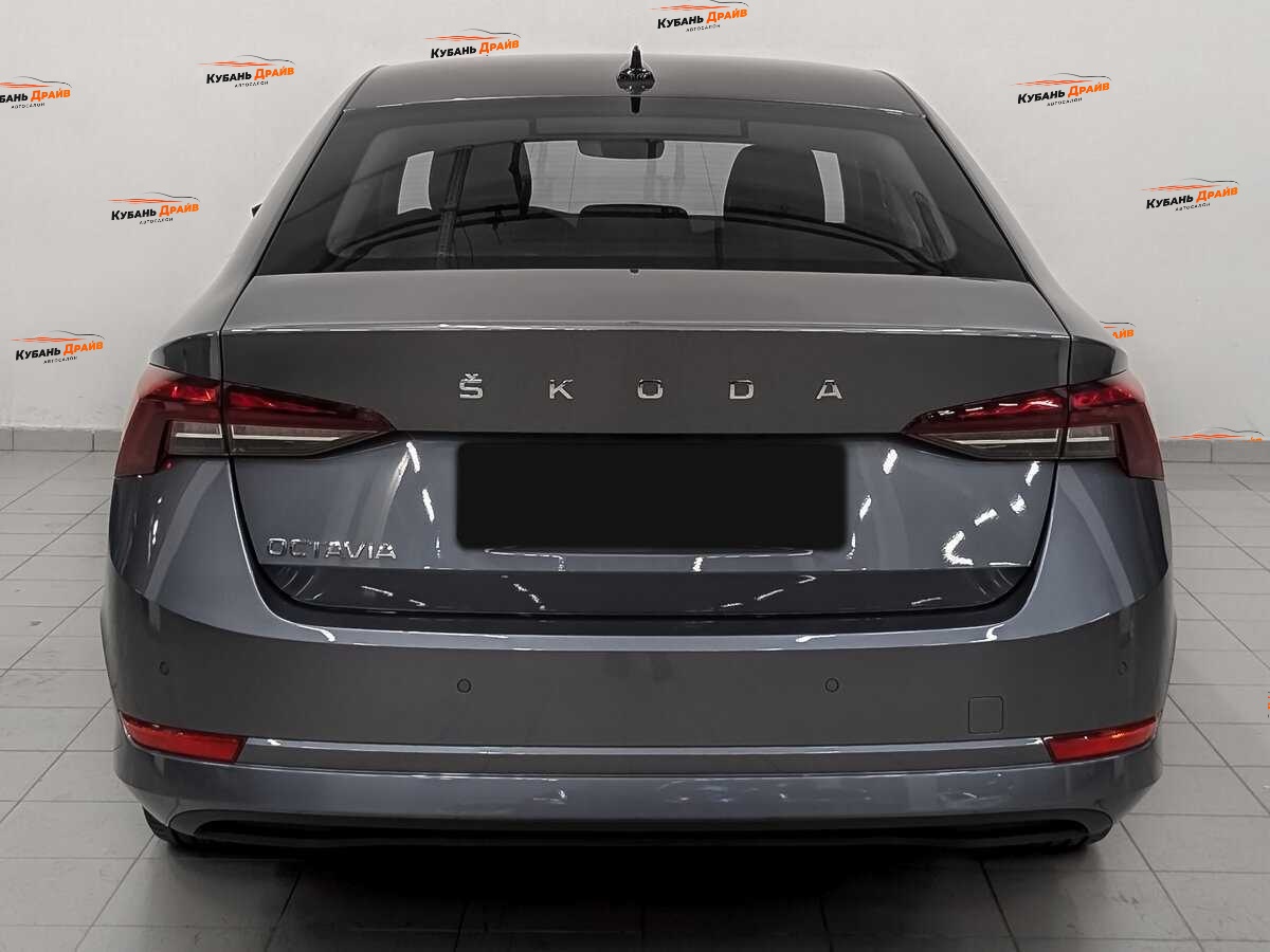 Skoda Octavia 2021 года с пробегом. Фото: #5