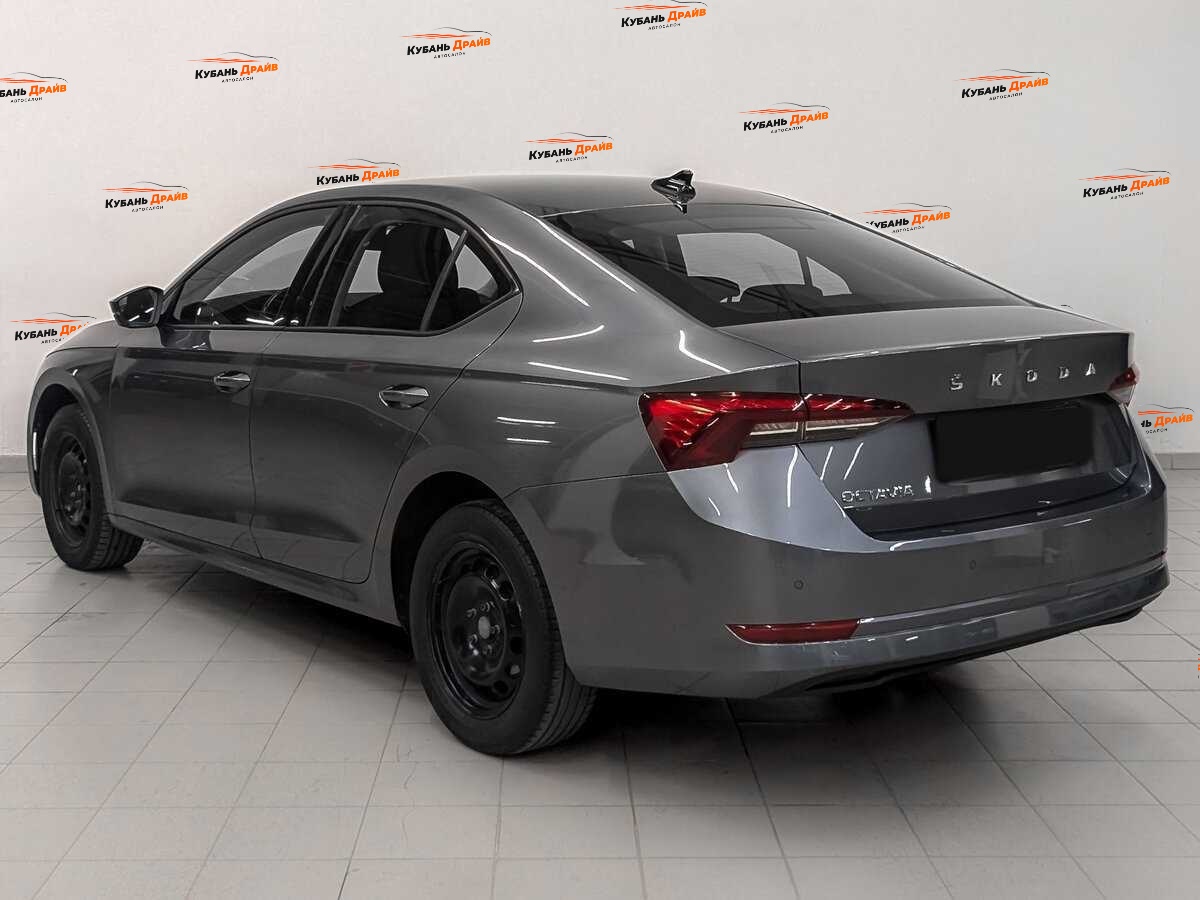Skoda Octavia 2021 года с пробегом. Фото: #6
