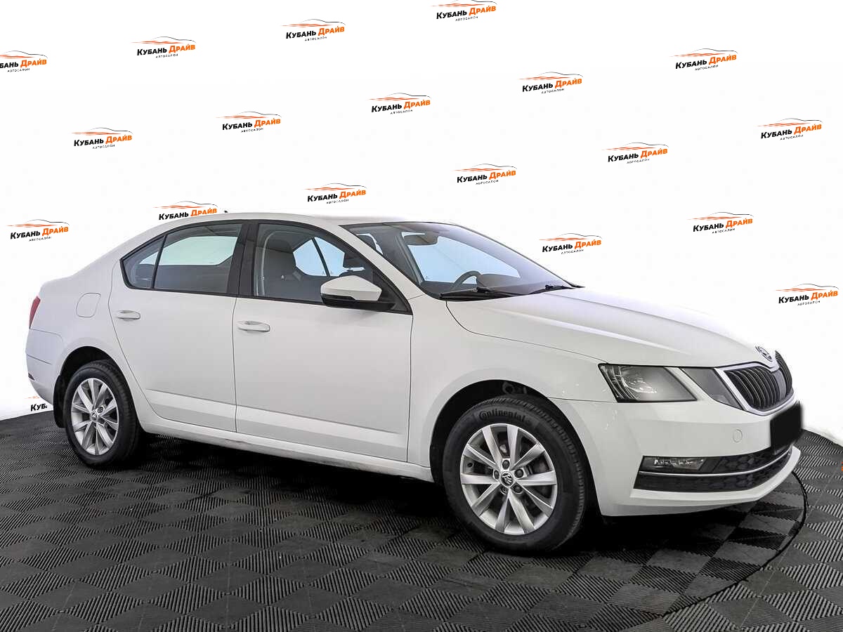 Skoda Octavia 2017 года с пробегом. Фото: #2