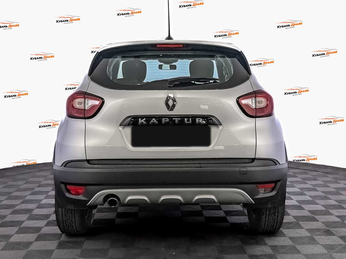 Renault Kaptur 2021 года с пробегом. Фото: #5