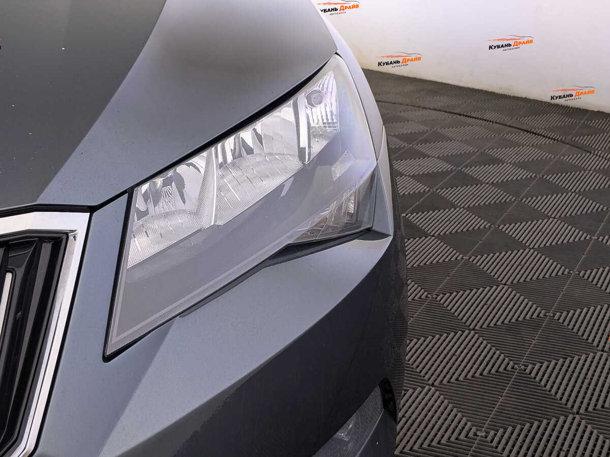 Skoda Superb 2018 года с пробегом. Фото: #10