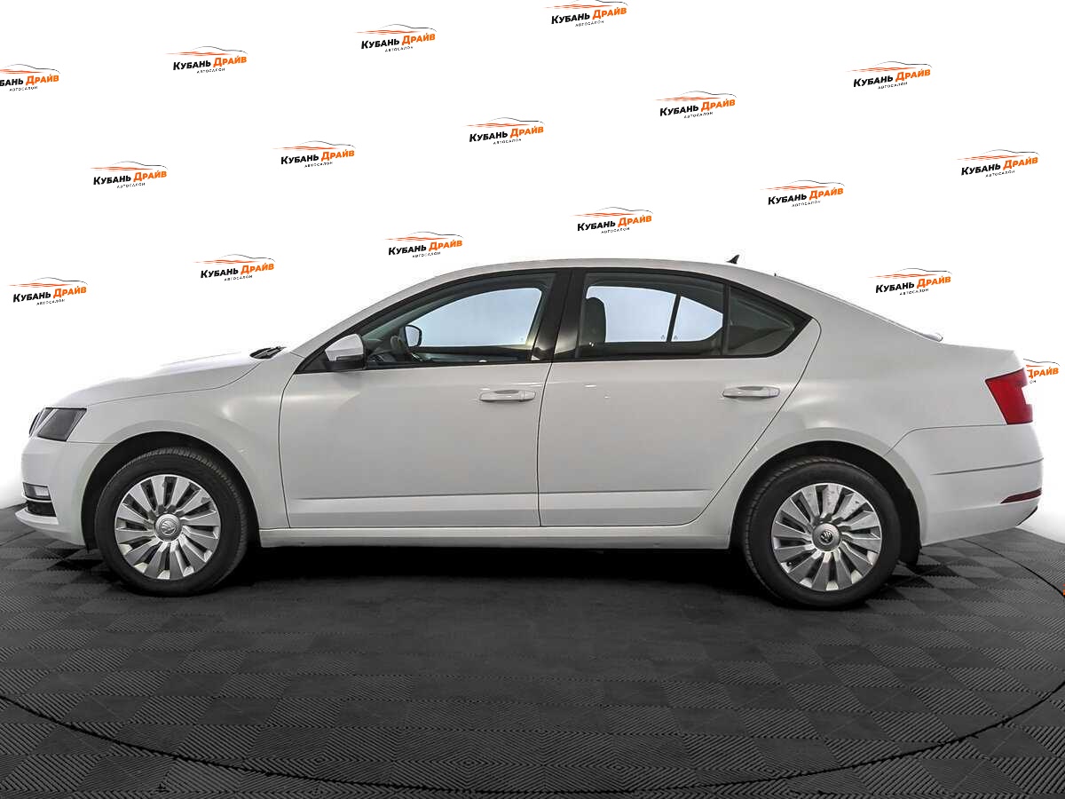 Skoda Octavia 2018 года с пробегом. Фото: #7