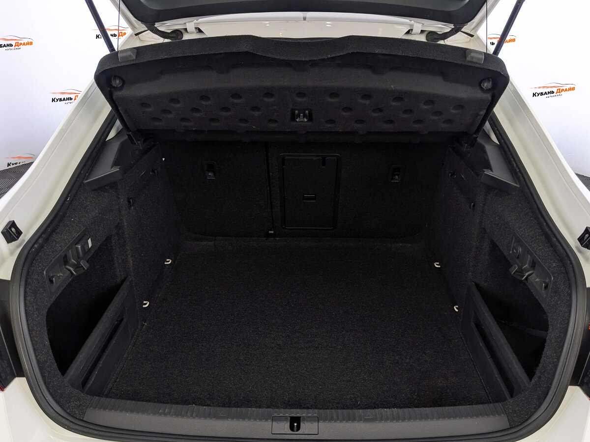 Skoda Superb 2017 года с пробегом. Фото: #9