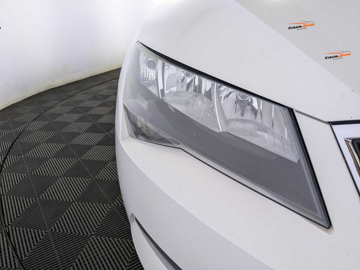 Skoda Superb 2017 года с пробегом. Фото: #10