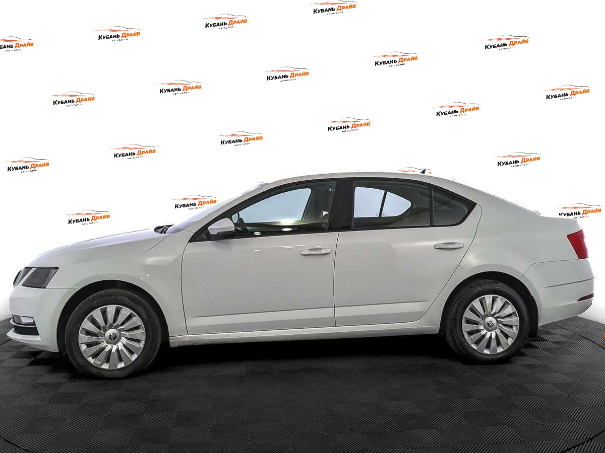 Skoda Octavia 2019 года с пробегом. Фото: #7
