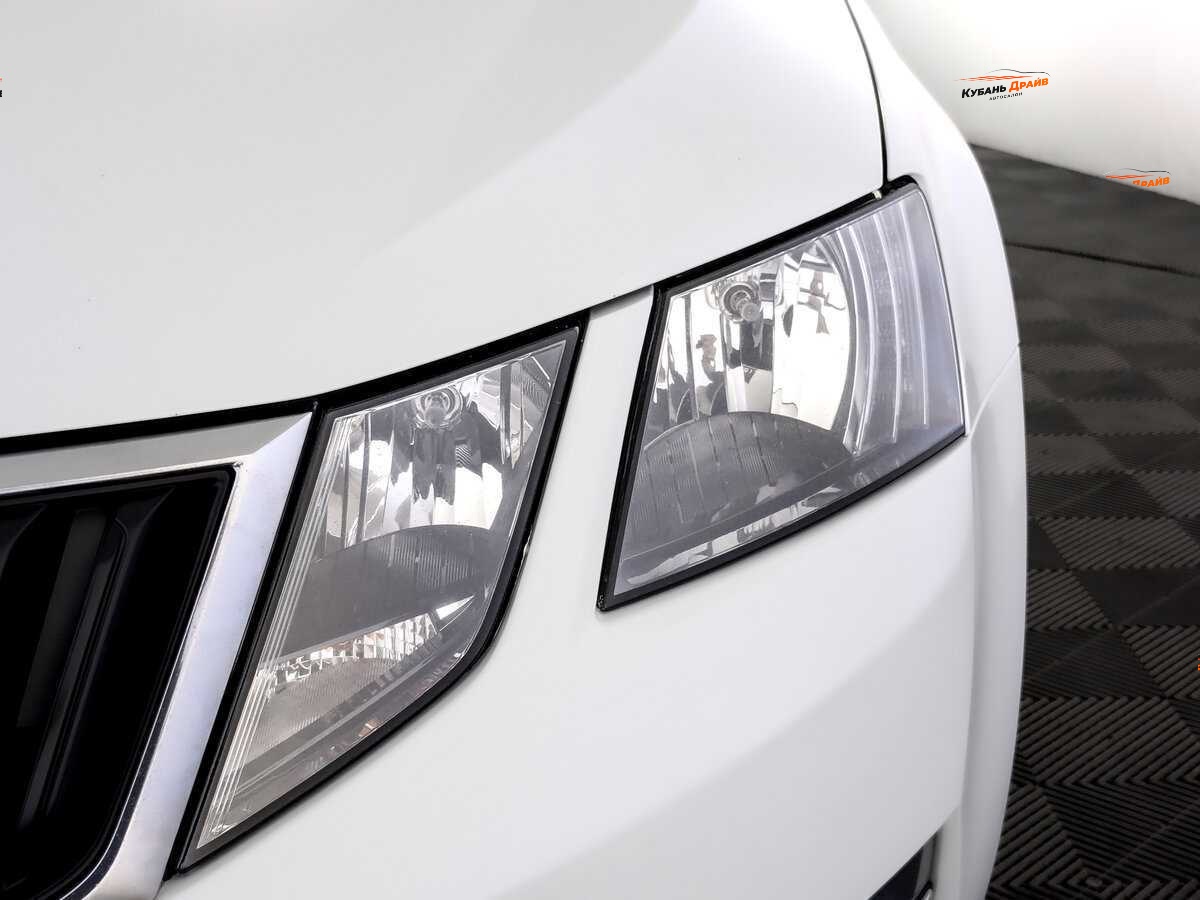 Skoda Octavia 2019 года с пробегом. Фото: #14