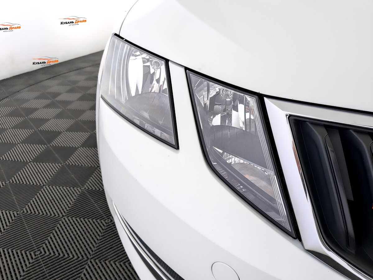 Skoda Octavia 2019 года с пробегом. Фото: #15