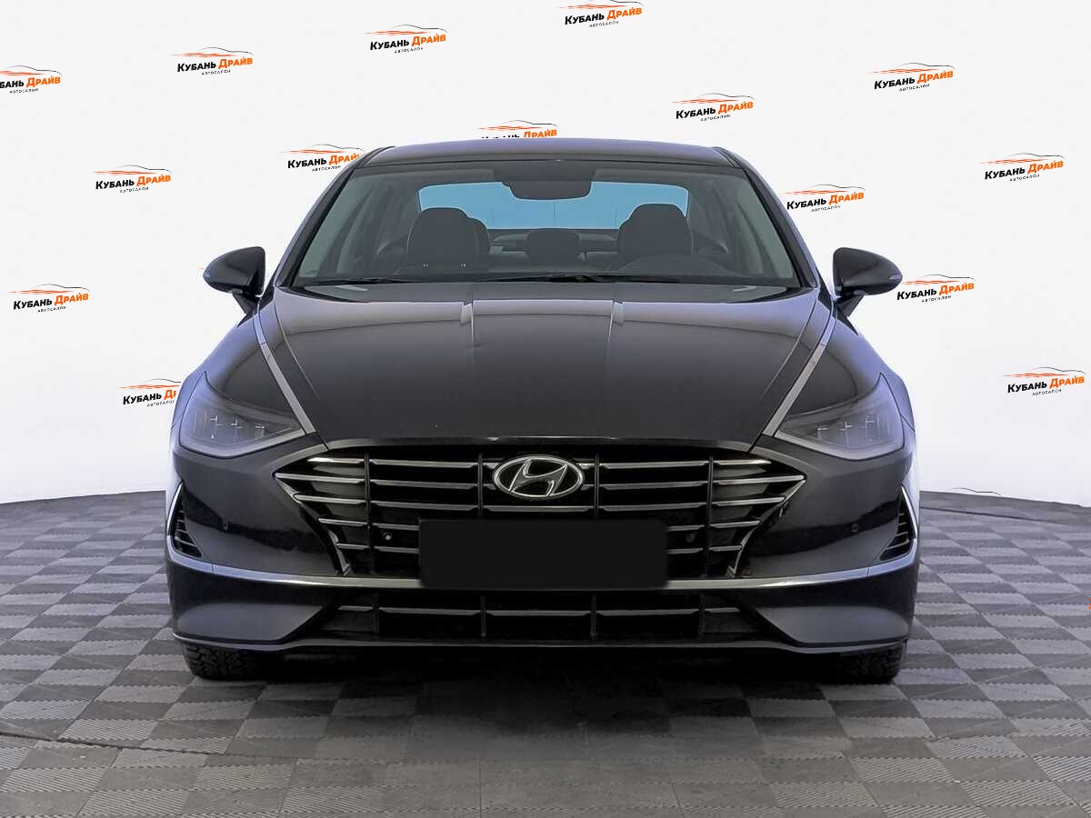 Hyundai Sonata 2021 года с пробегом. Фото: #1