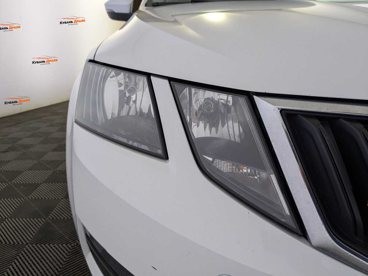 Skoda Octavia 2019 года с пробегом. Фото: #10