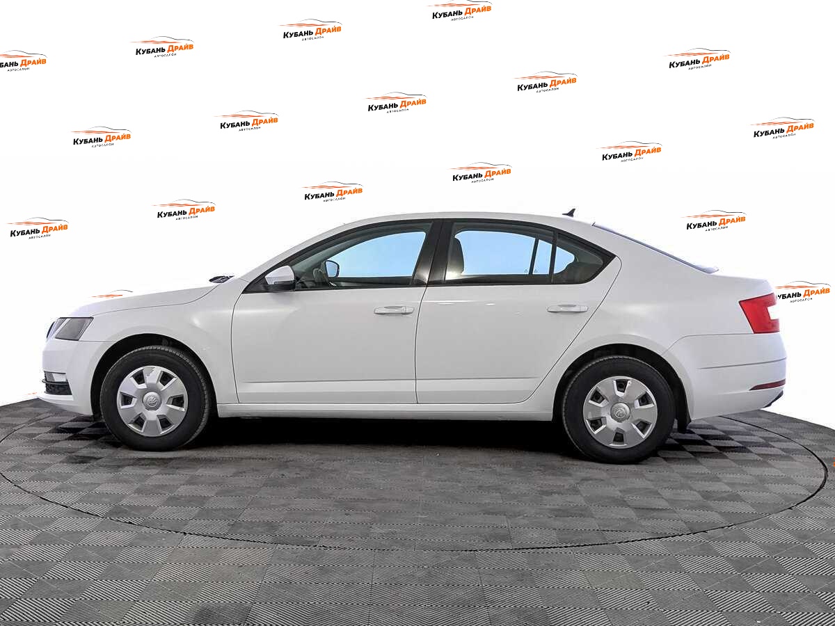 Skoda Octavia 2019 года с пробегом. Фото: #7