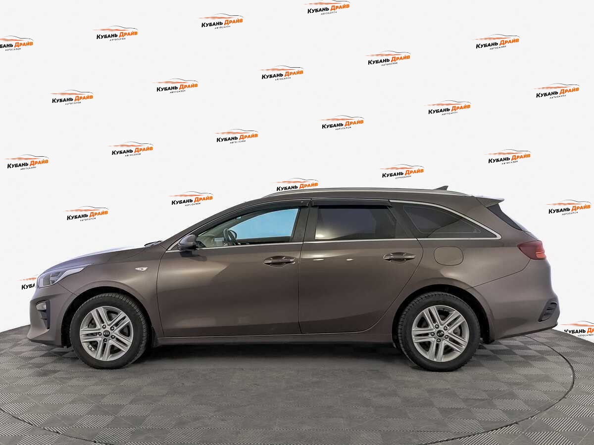 Kia Ceed 2021 года с пробегом. Фото: #7