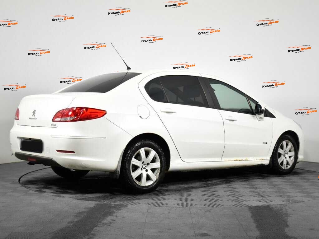Peugeot 408 2016 года с пробегом. Фото: #4