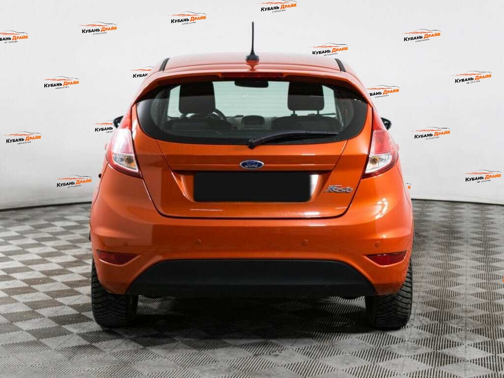 Ford Fiesta 2019 года с пробегом. Фото: #5