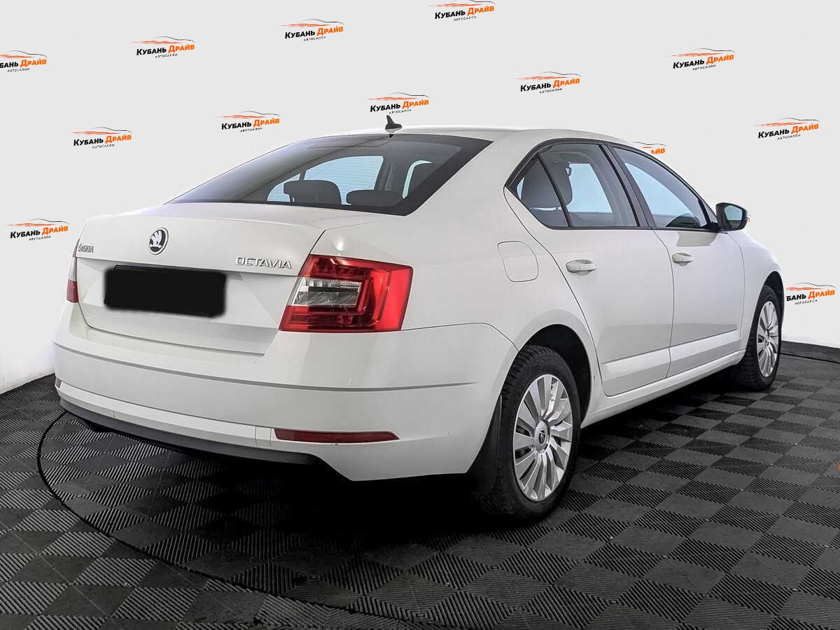 Skoda Octavia 2019 года с пробегом. Фото: #4