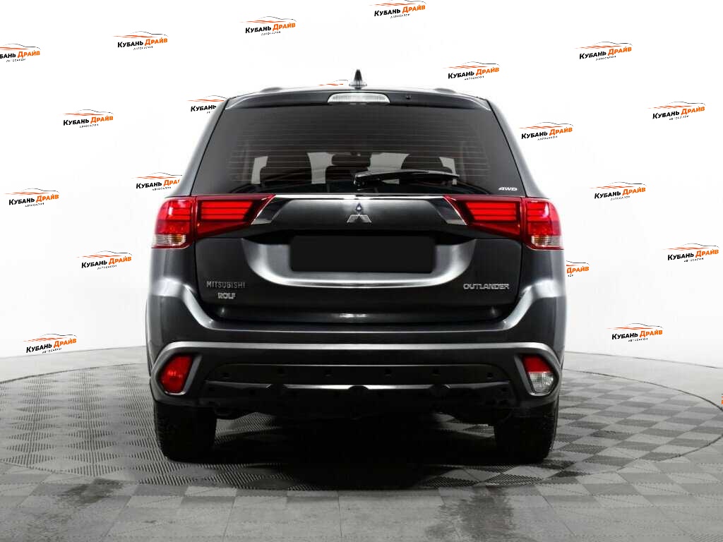 Mitsubishi Outlander 2019 года с пробегом. Фото: #5