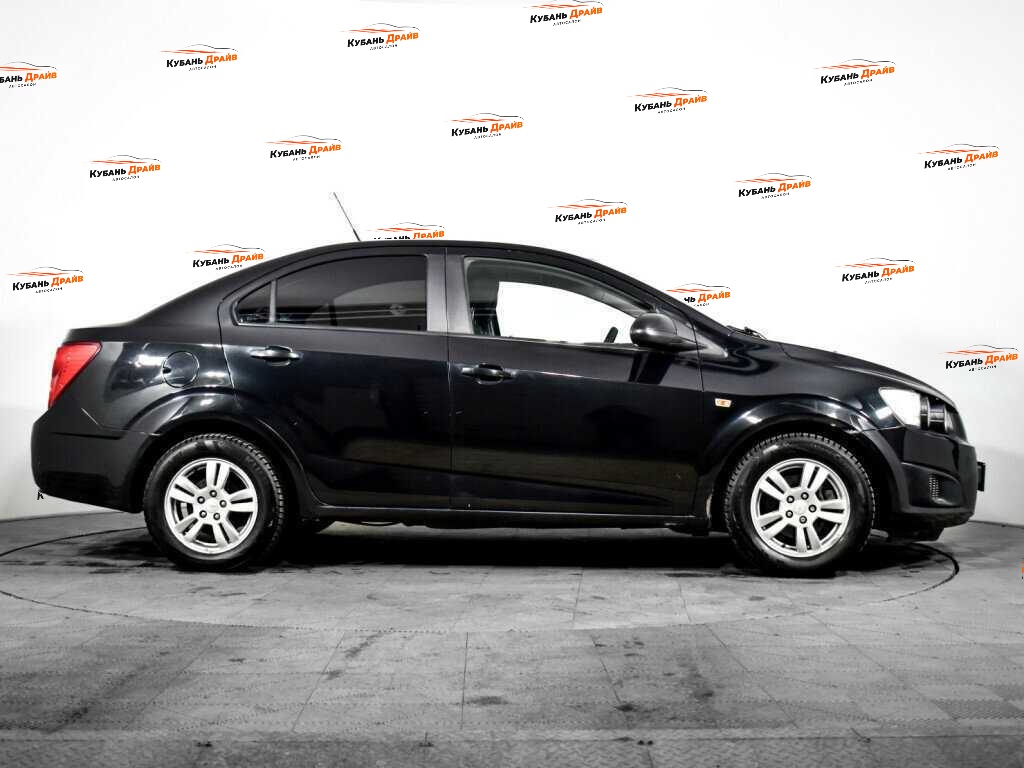 Chevrolet Aveo 2013 года с пробегом. Фото: #3