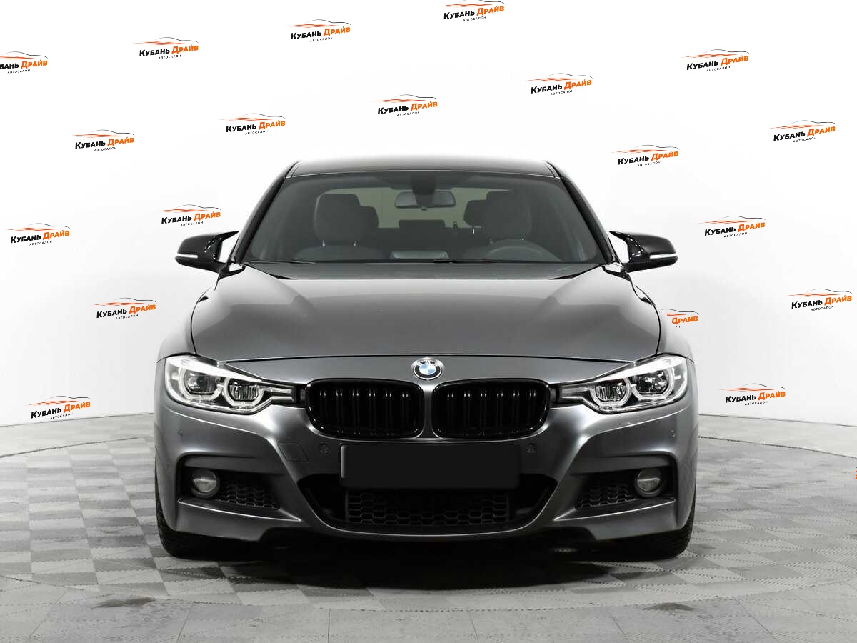 BMW 3 серии 2017 года с пробегом. Фото: #1
