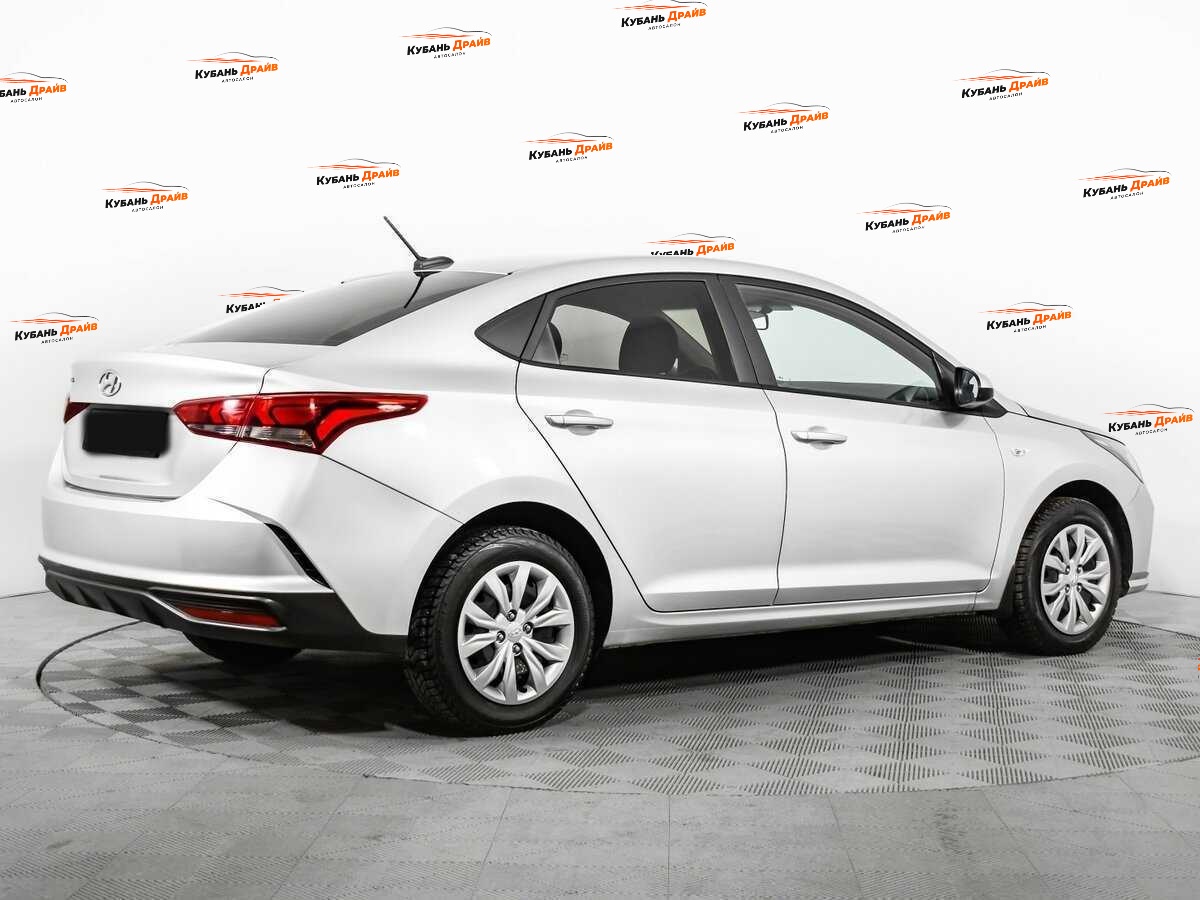 Hyundai Solaris 2021 года с пробегом. Фото: #4