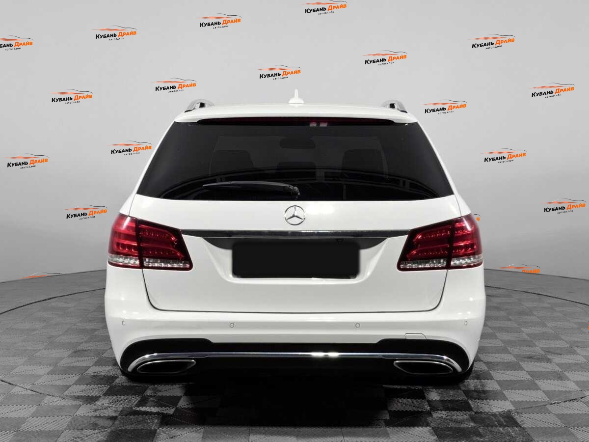 Mercedes-Benz E-Класс 2015 года с пробегом. Фото: #6