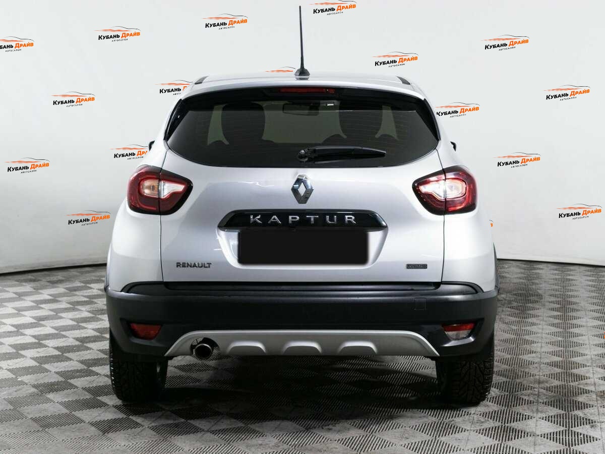 Renault Kaptur 2020 года с пробегом. Фото: #4