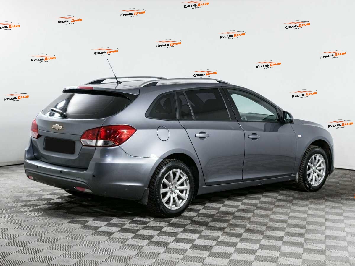 Chevrolet Cruze 2013 года с пробегом. Фото: #3