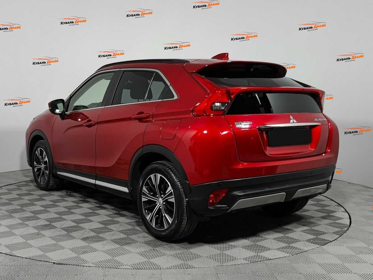 Mitsubishi Eclipse Cross 2018 года с пробегом. Фото: #5