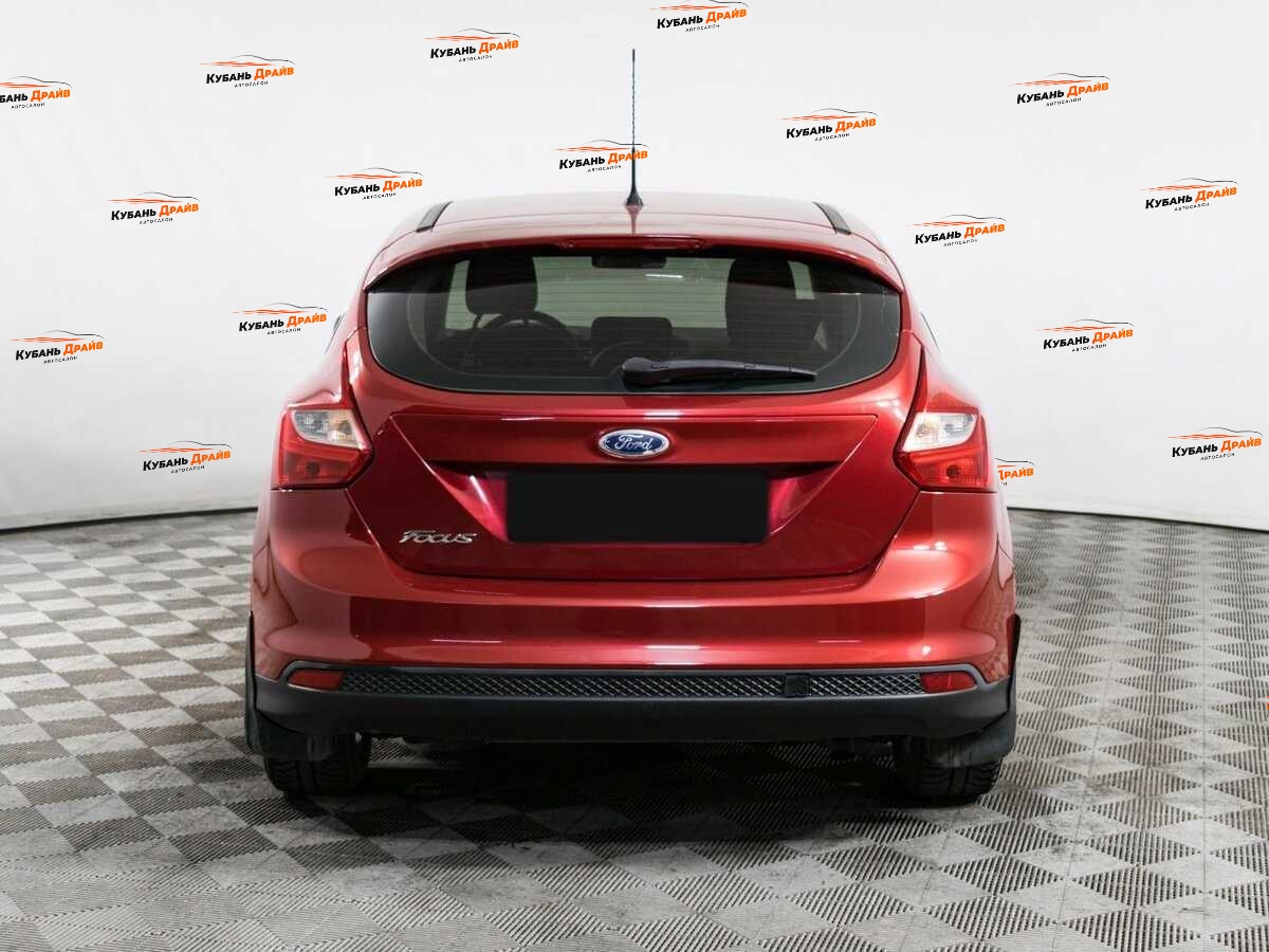 Ford Focus 2012 года с пробегом. Фото: #4