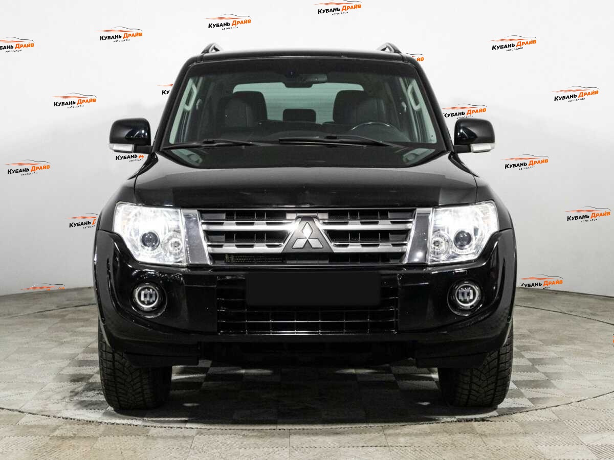 Mitsubishi Pajero 2012 года с пробегом. Фото: #1