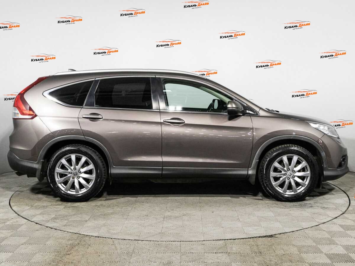 Honda CR-V 2014 года с пробегом. Фото: #3