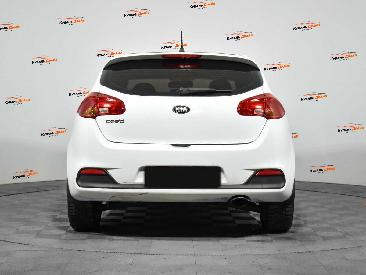 Kia Ceed 2012 года с пробегом. Фото: #5