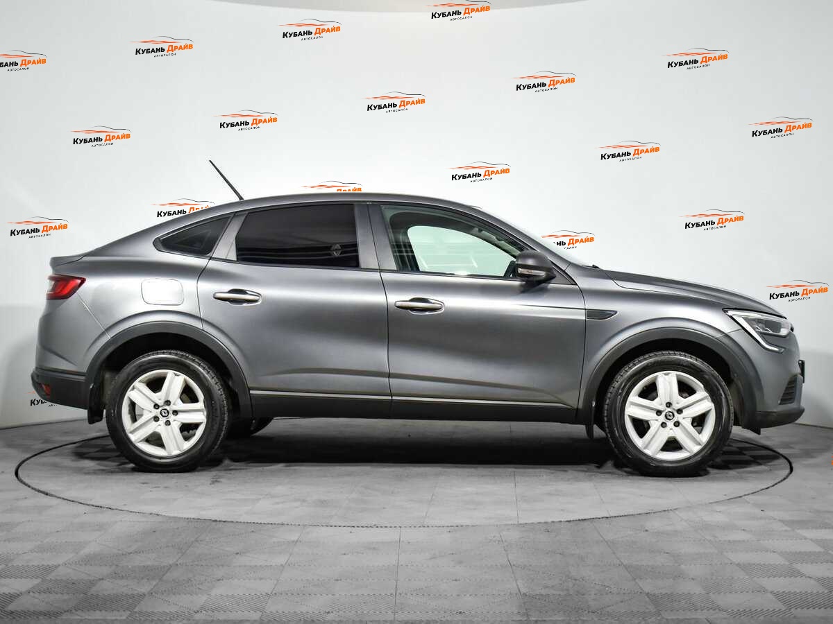 Renault Arkana 2019 года с пробегом. Фото: #3